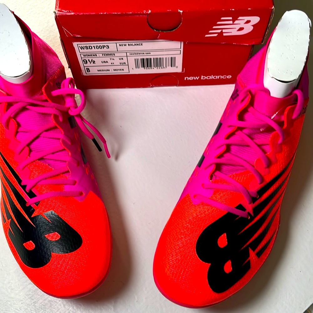 NWT Balance Track and field running shoes
